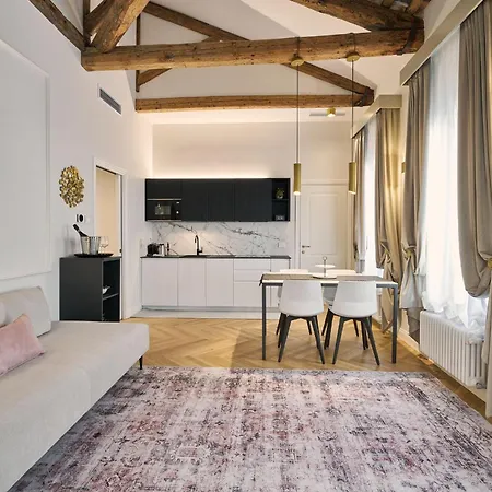 San Polo Palace 1976 Appartement Venise